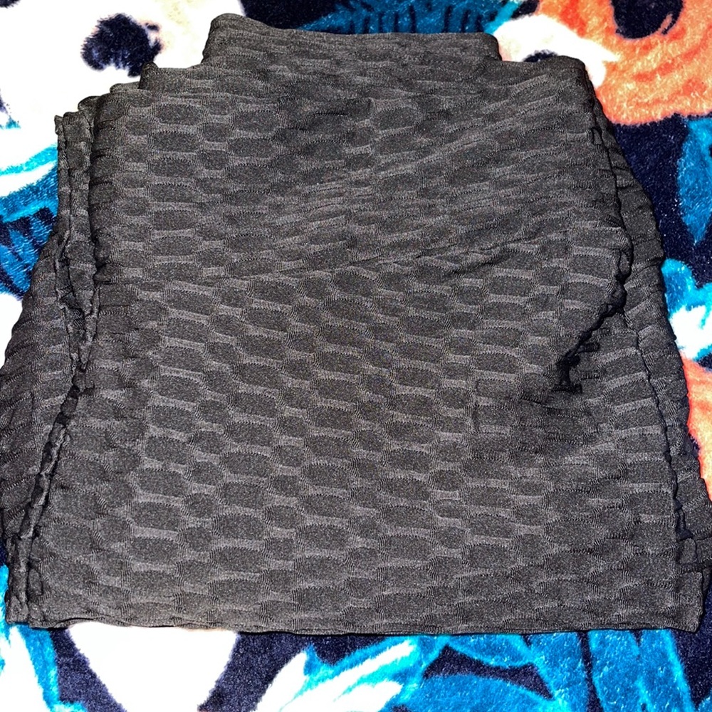 Black ribbed leggings